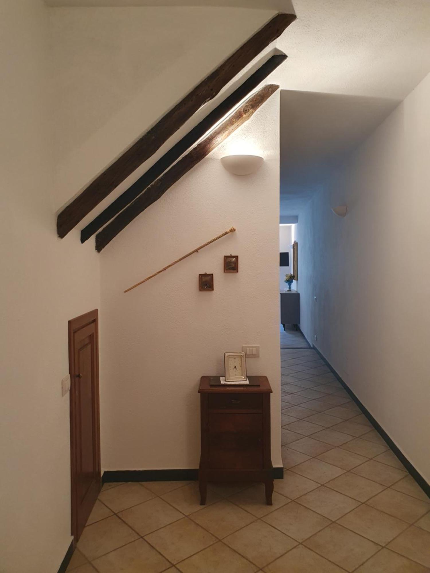 ヴェルナッツァLa Casa Di Minaアパートメント エクステリア 写真