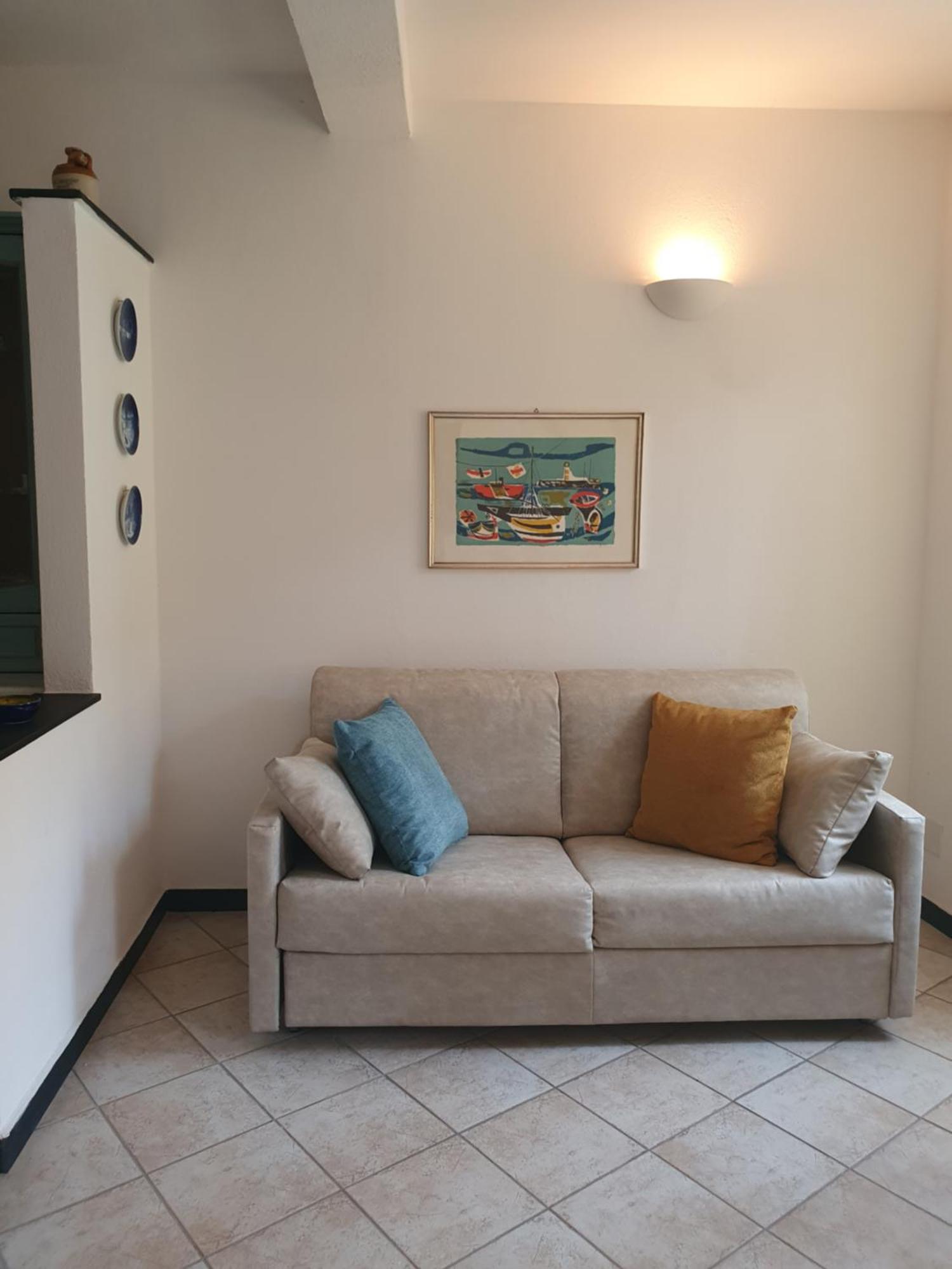 ヴェルナッツァLa Casa Di Minaアパートメント エクステリア 写真